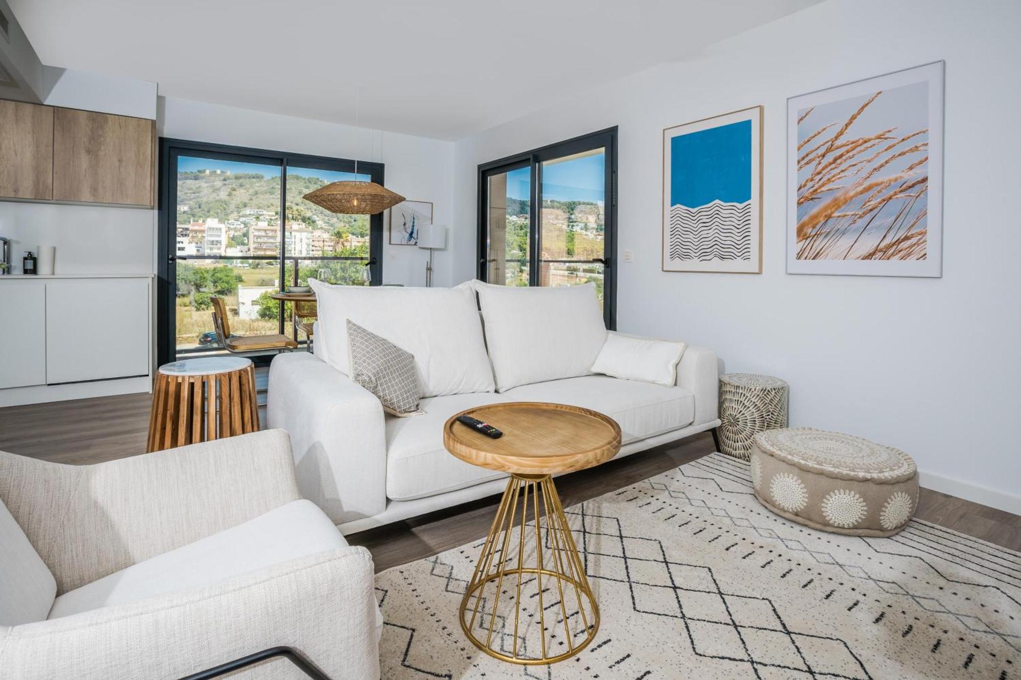 Prime Spanish Holidays - Essential Penthouse Apartment *
