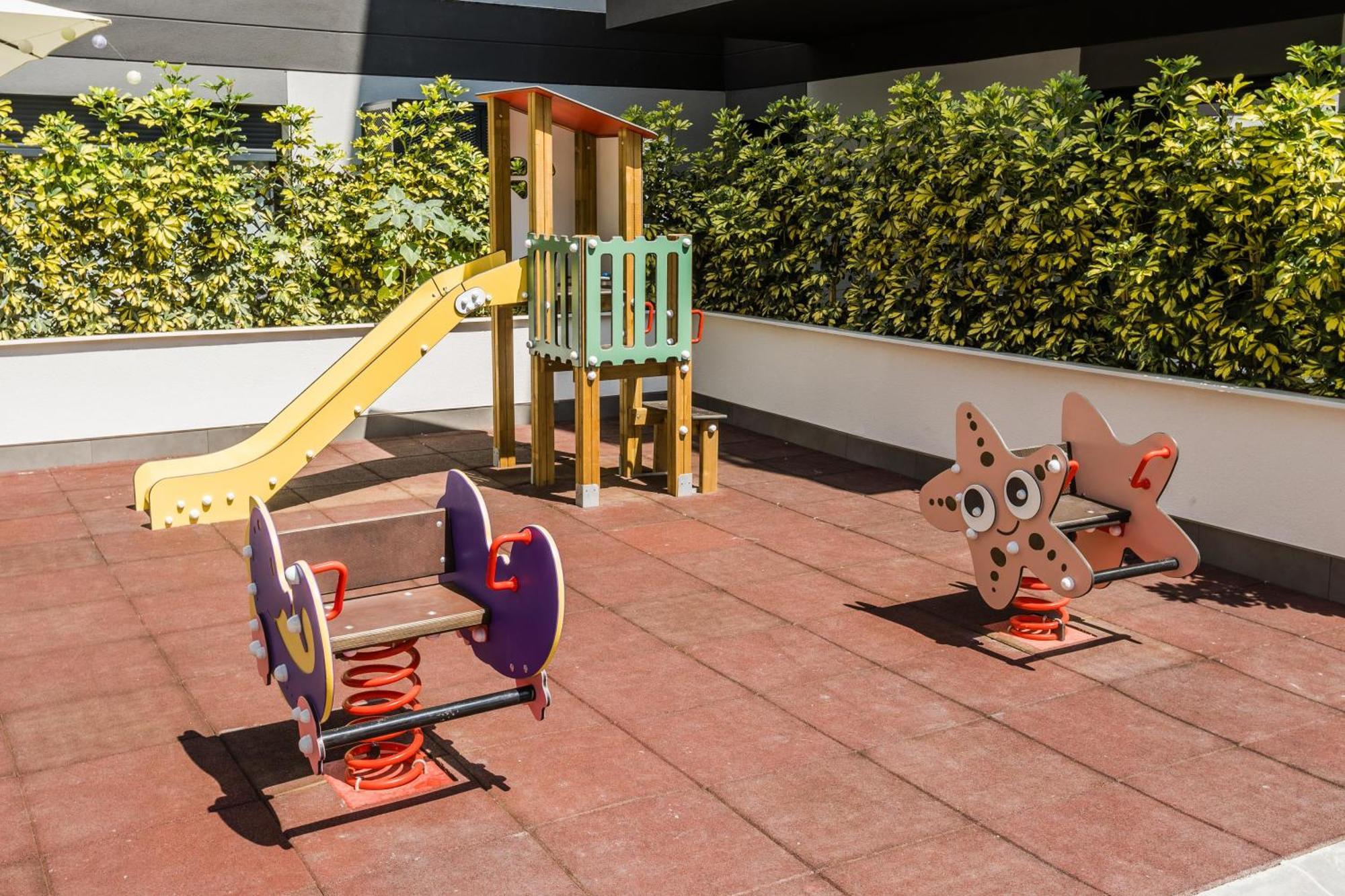 Prime Spanish Holidays - Essential Penthouse Apartment