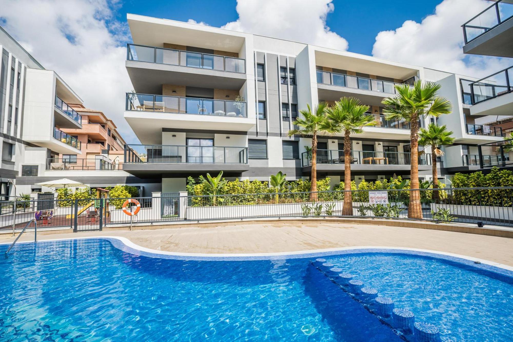 Prime Spanish Holidays - Essential Penthouse *